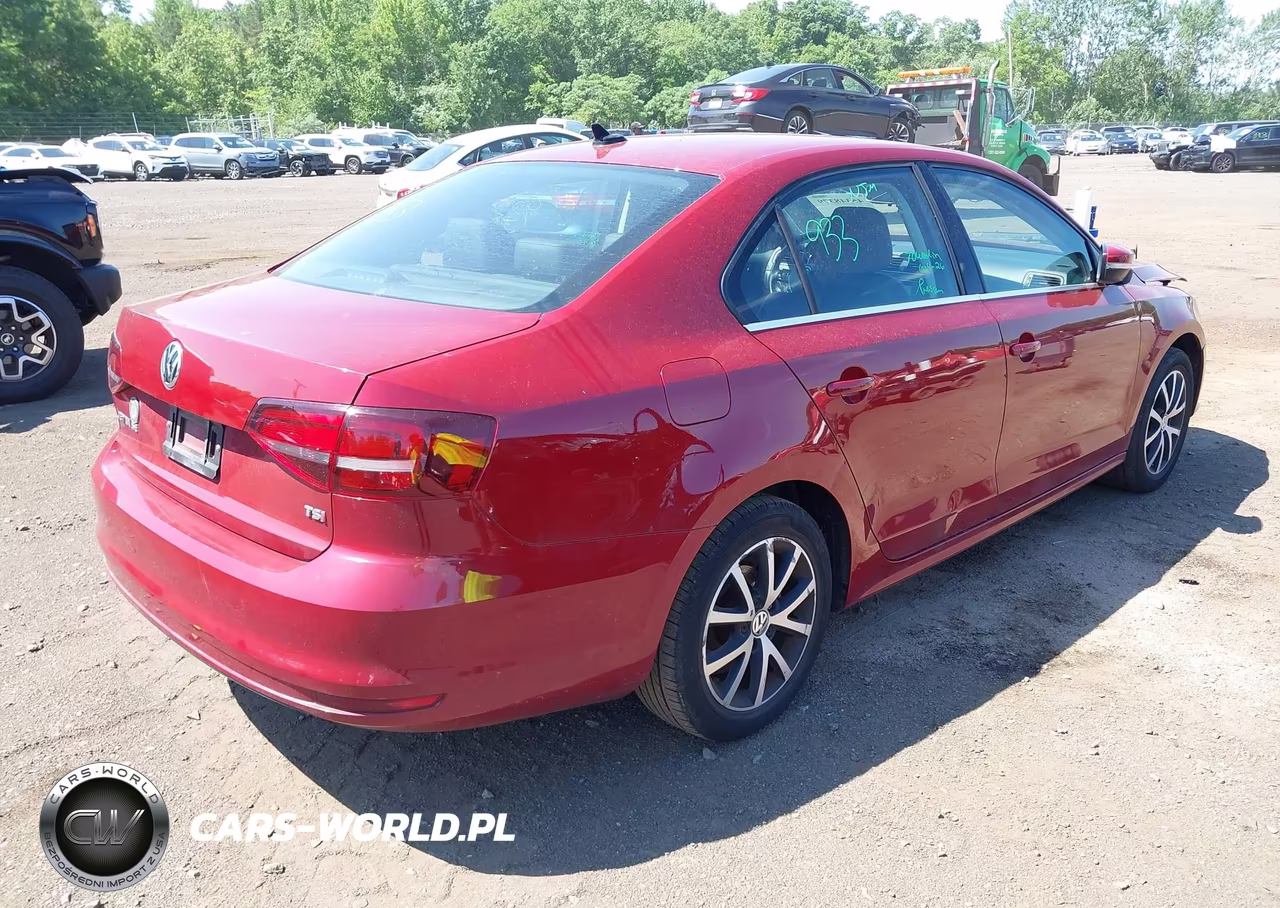 2018 Volkswagen Jetta 1.4T Se-1.4T Wolfsburg Edition VIN:3VWDB7AJ4JM262224 - 4