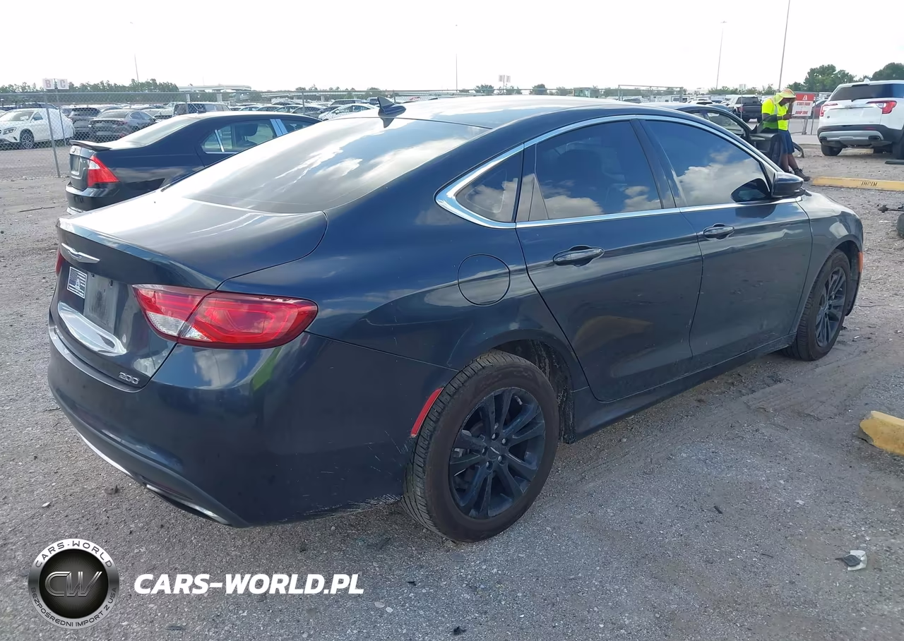2017 Chrysler 200 Limited Platinum VIN:1C3CCCAG9HN511257 - 4