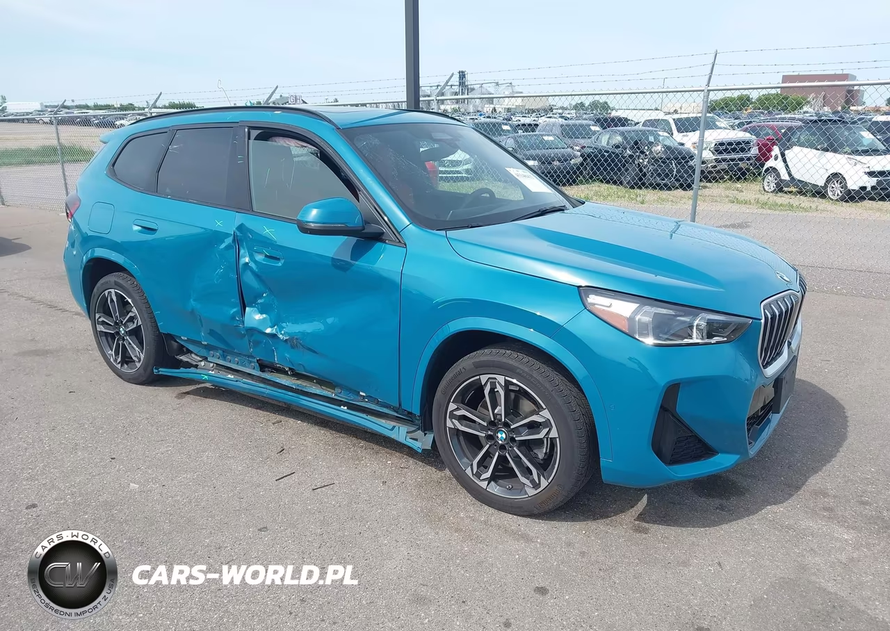 2025 BMW X1 xDrive28I – zdjęcie 1 z 17