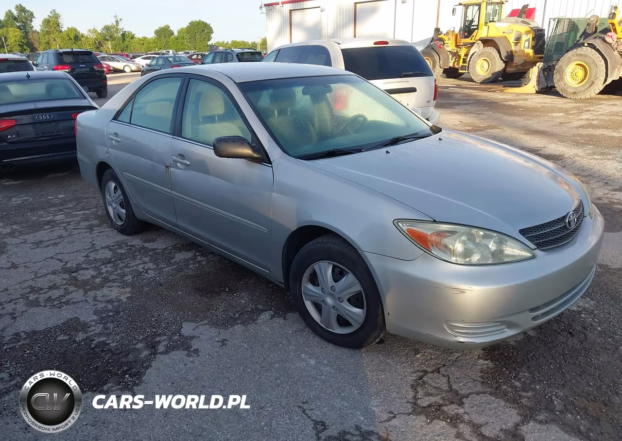 2004 Toyota Camry Le – zdjęcie 1 z 11