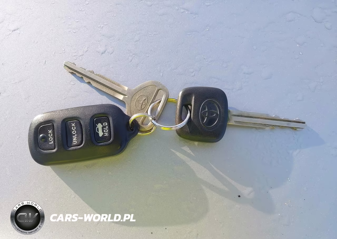 2004 Toyota Camry Le VIN:4T1BE32K84U324544 - 11