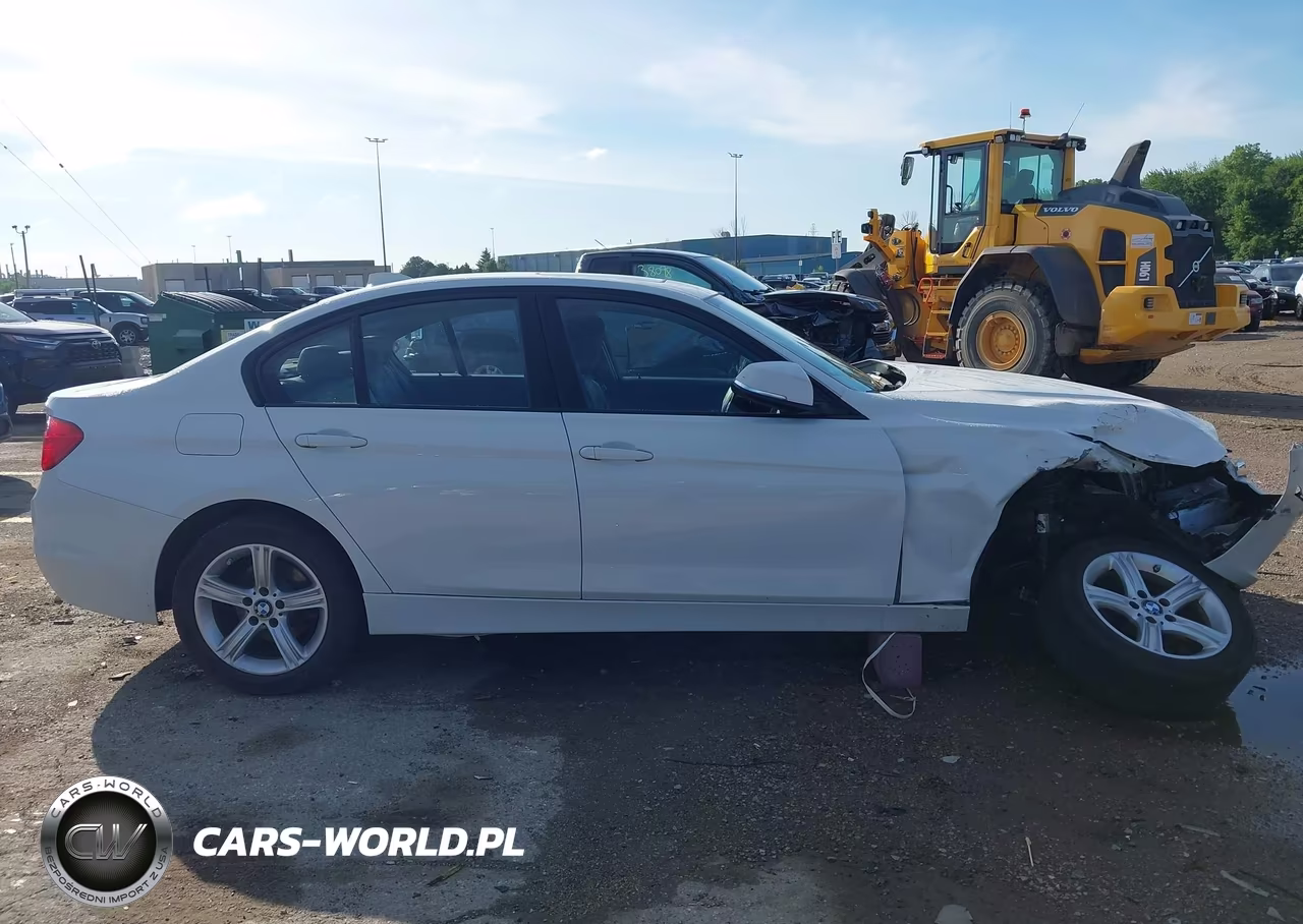 2015 BMW 328I xDrive VIN:WBA3B3G57FNT68792 - 13