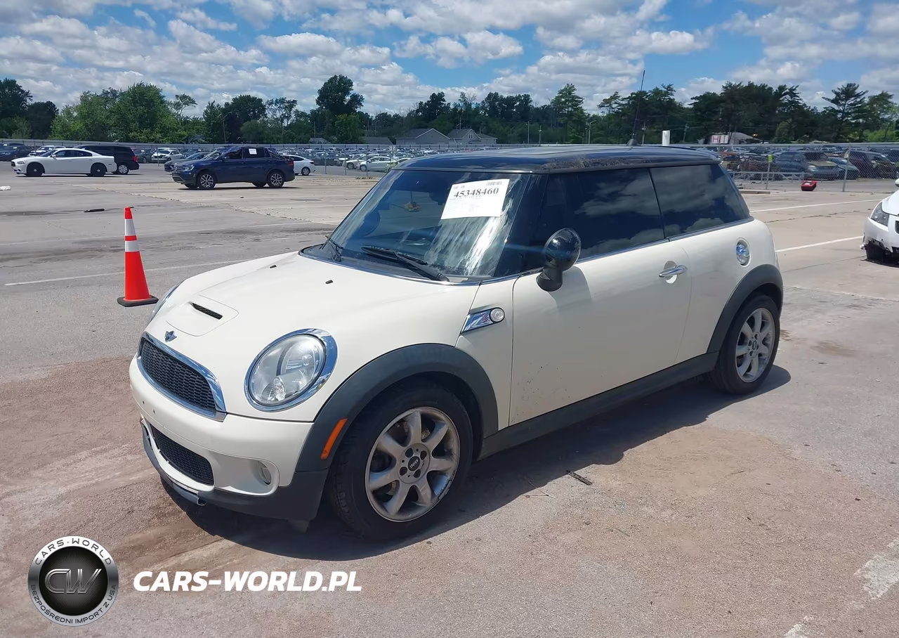 2010 Mini Cooper S VIN:WMWMF7C51ATZ72218 - 2