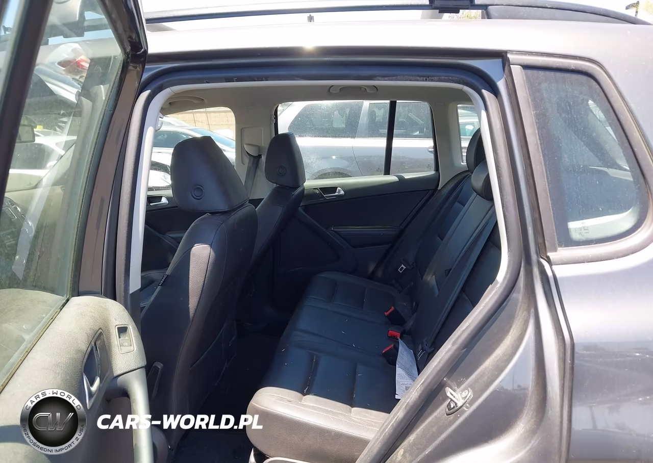 2016 Volkswagen Tiguan S VIN:WVGBV7AX3GW589577 - 8