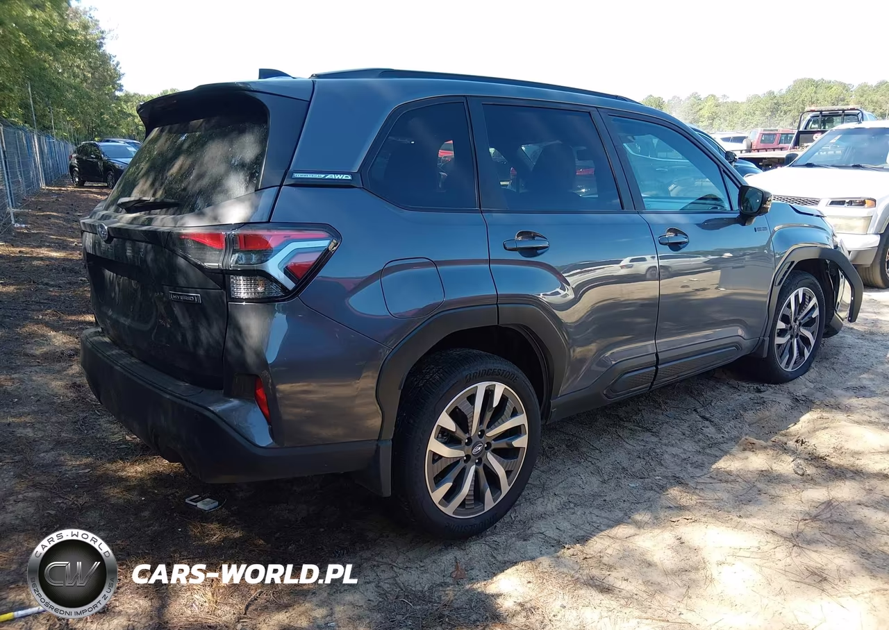 2025 Subaru Forester Touring Hybrid VIN:JF2SLSTD8SH421125 - 4