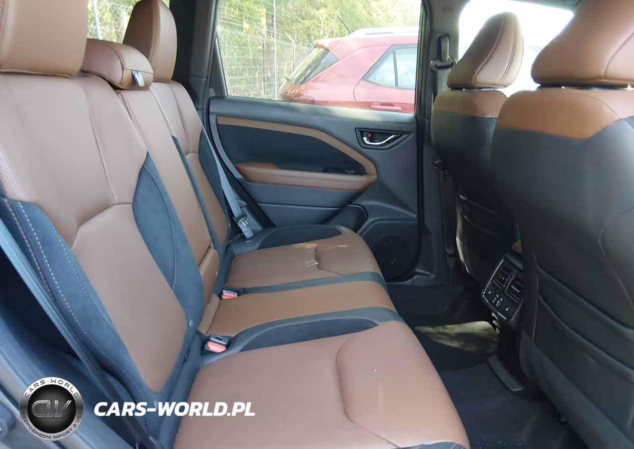 2025 Subaru Forester Touring Hybrid VIN:JF2SLSTD8SH421125 - 8
