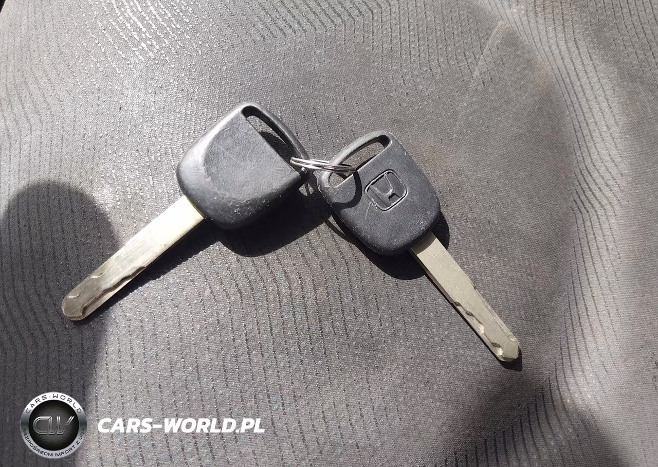 2010 Honda Fit VIN:JHMGE8H26AC029540 - 11