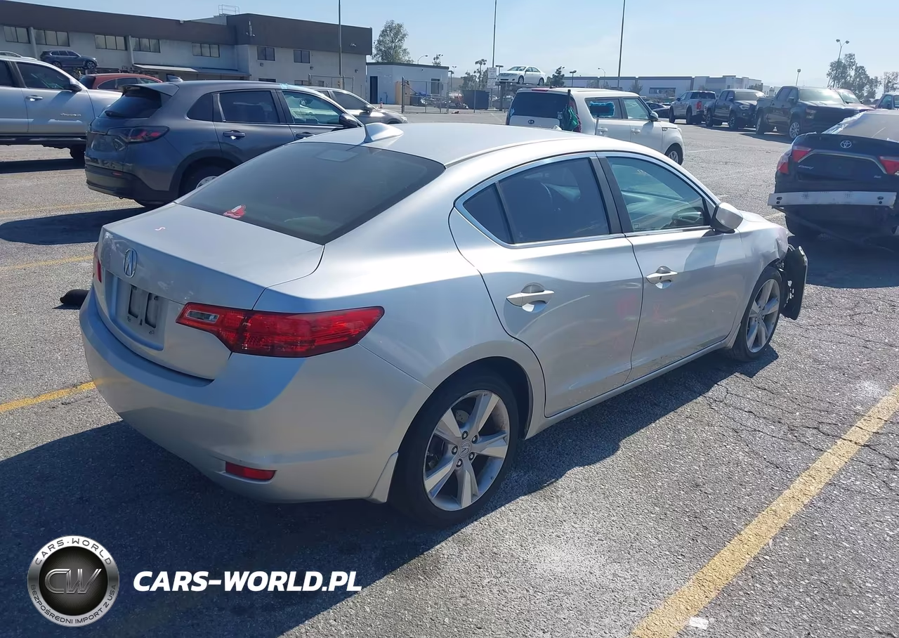 2013 Acura Ilx 2.0L VIN:19VDE1F56DE018522 - 4