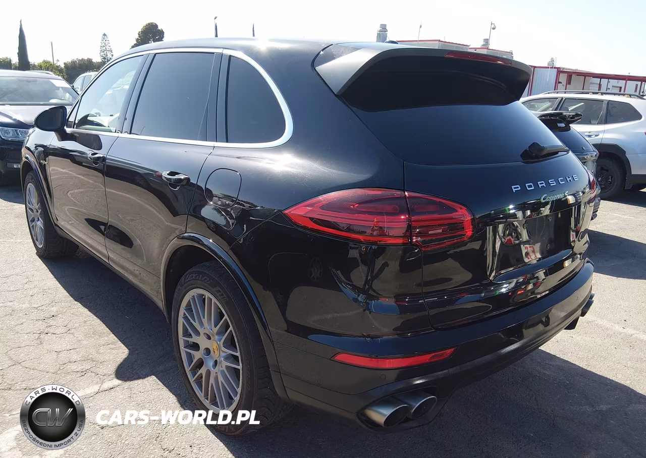2015 Porsche Cayenne E-Hybrid S VIN:WP1AE2A27FLA54063 - 3