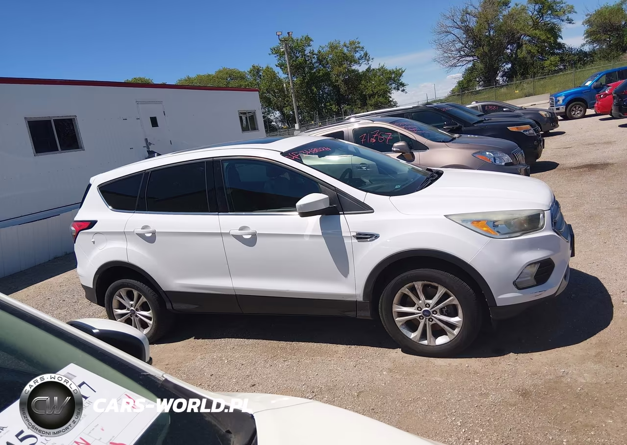 2017 Ford Escape Se VIN:1FMCU9GD4HUC78799 - 13