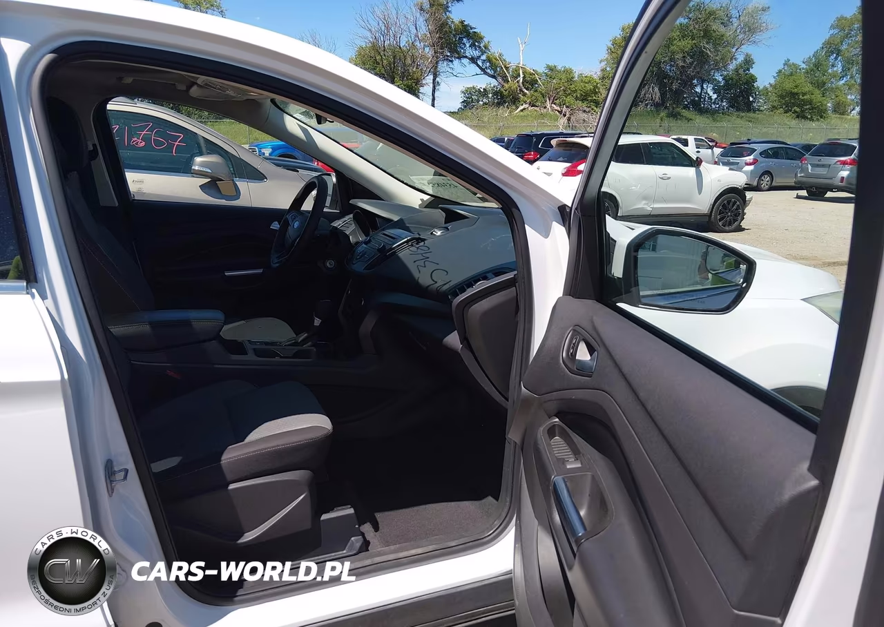 2017 Ford Escape Se VIN:1FMCU9GD4HUC78799 - 5