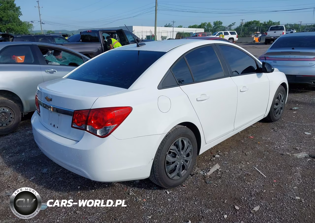 2014 Chevrolet Cruze Ls Auto VIN:1G1PA5SH1E7220590 - 4