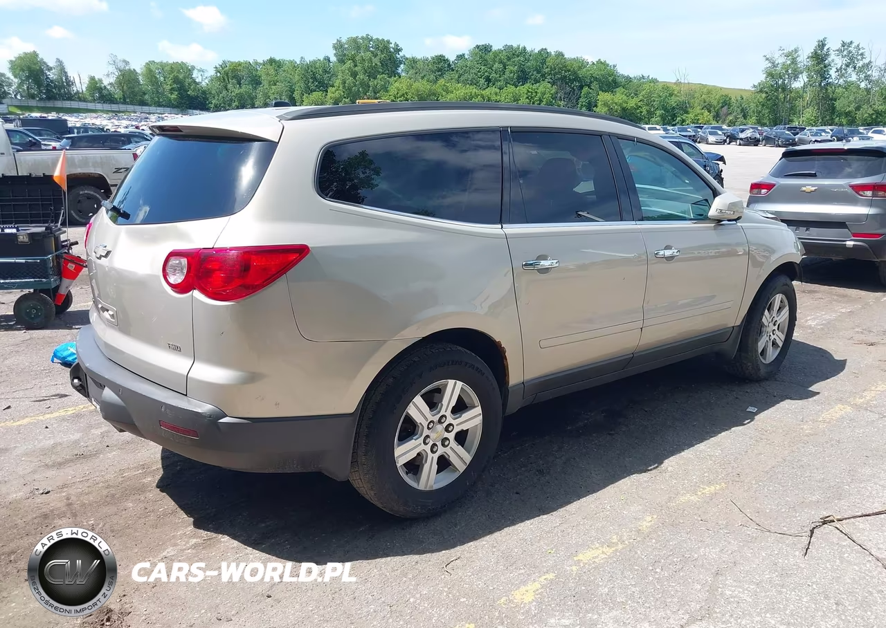 2010 Chevrolet Traverse Lt VIN:1GNLVFED0AJ214891 - 4