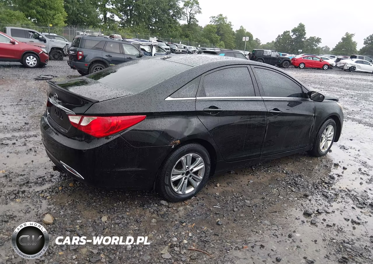 2013 Hyundai Sonata Gls VIN:5NPEB4AC0DH728409 - 4