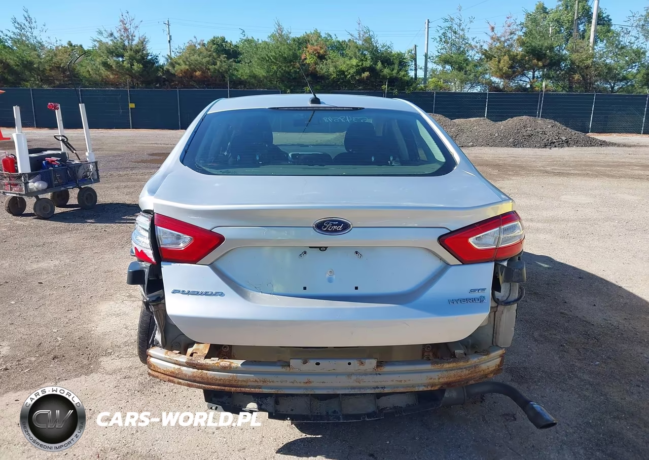 2015 Ford Fusion Hybrid Se VIN:3FA6P0LU1FR136379 - 17