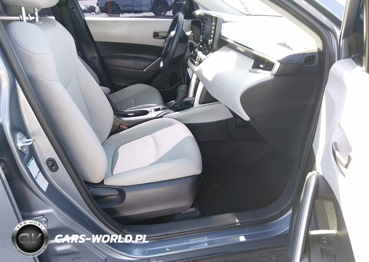 2022 Toyota Corolla Cross L VIN:7MUAAABG6NV011760 - 5