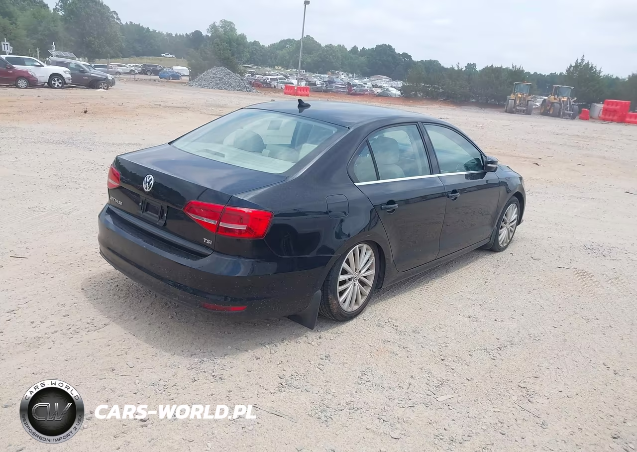 2015 Volkswagen Jetta 1.8T Se VIN:3VWD17AJ3FM269563 - 4
