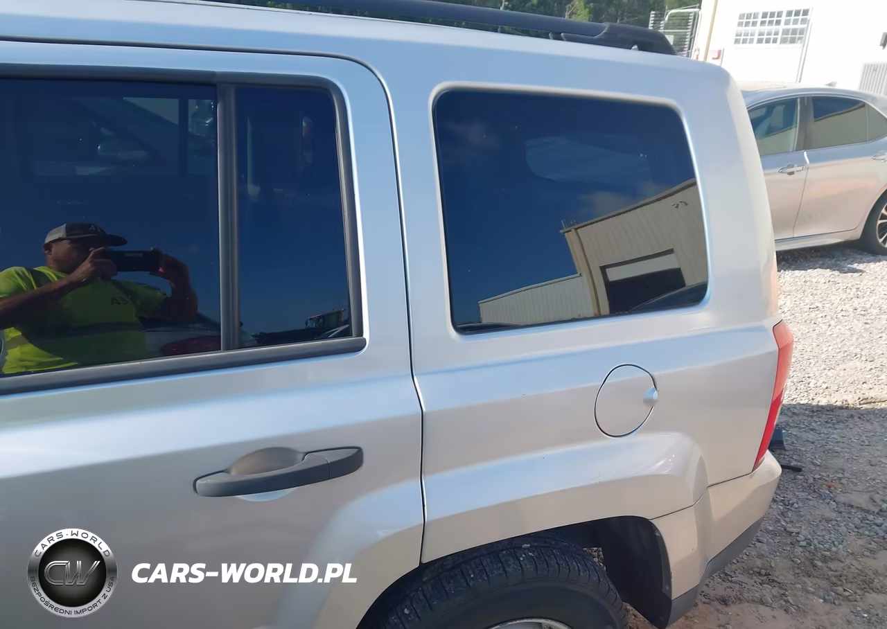 2011 Jeep Patriot Sport VIN:1J4NT1GA8BD142636 - 6