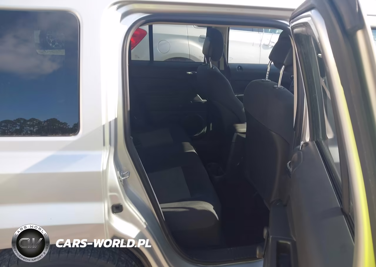 2011 Jeep Patriot Sport VIN:1J4NT1GA8BD142636 - 8