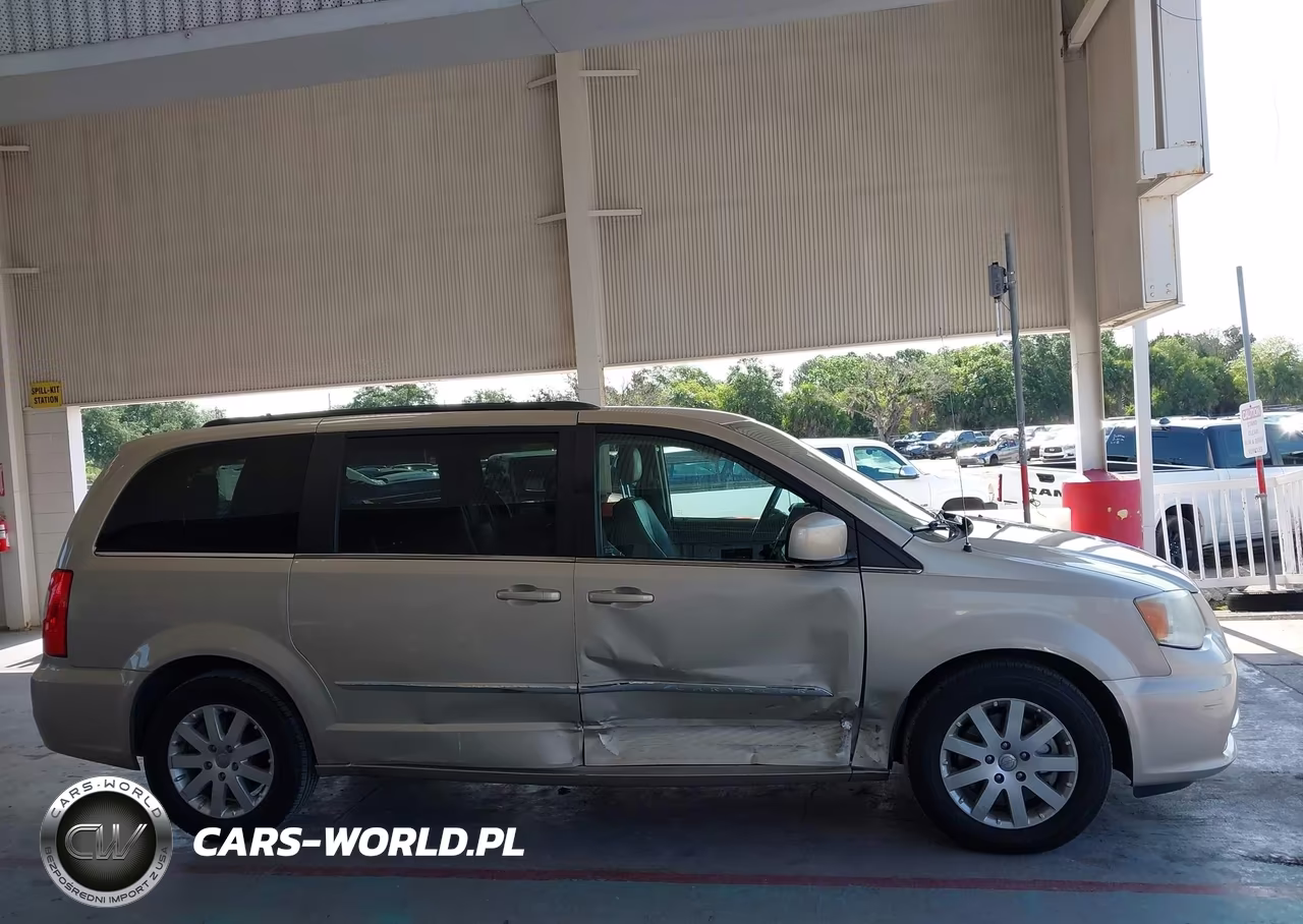 2013 Chrysler Town & Country Touring VIN:2C4RC1BG7DR539144 - 13