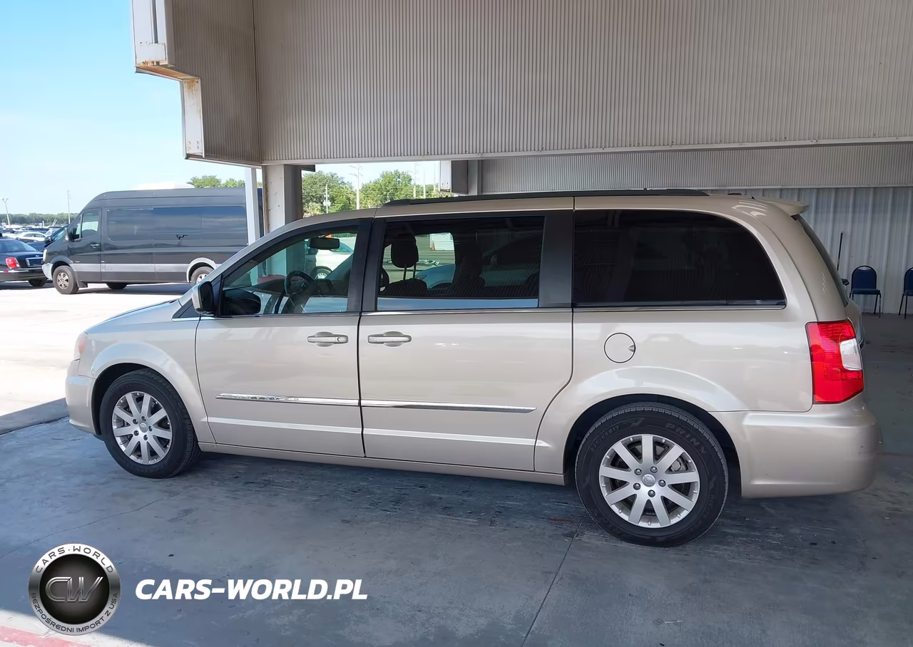 2013 Chrysler Town & Country Touring VIN:2C4RC1BG7DR539144 - 14