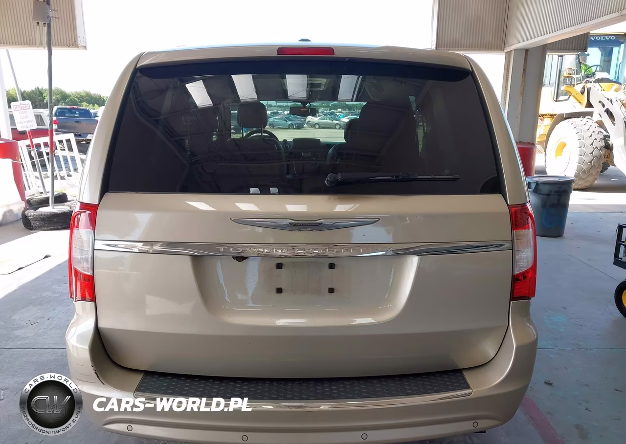 2013 Chrysler Town & Country Touring VIN:2C4RC1BG7DR539144 - 16