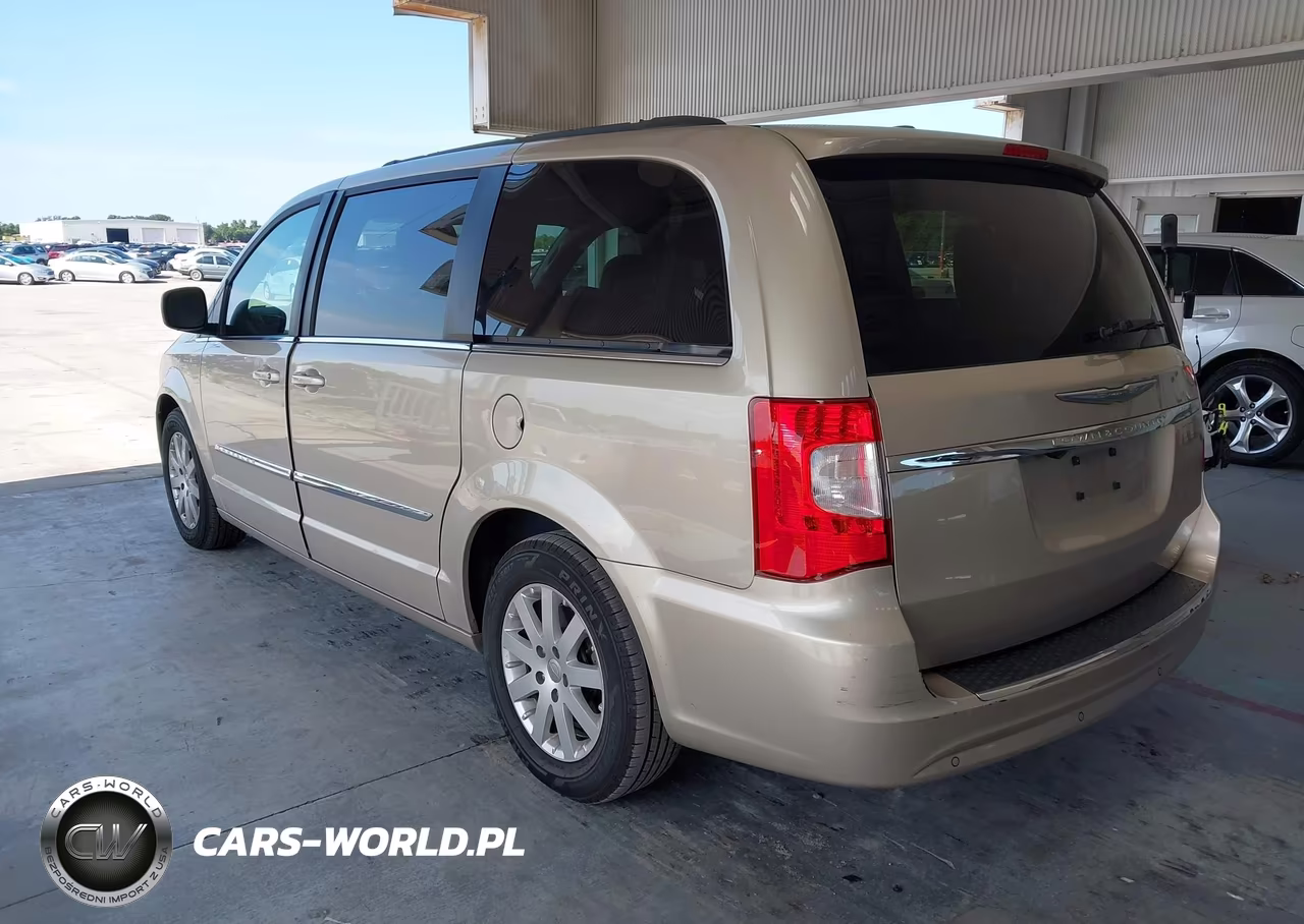 2013 Chrysler Town & Country Touring VIN:2C4RC1BG7DR539144 - 3