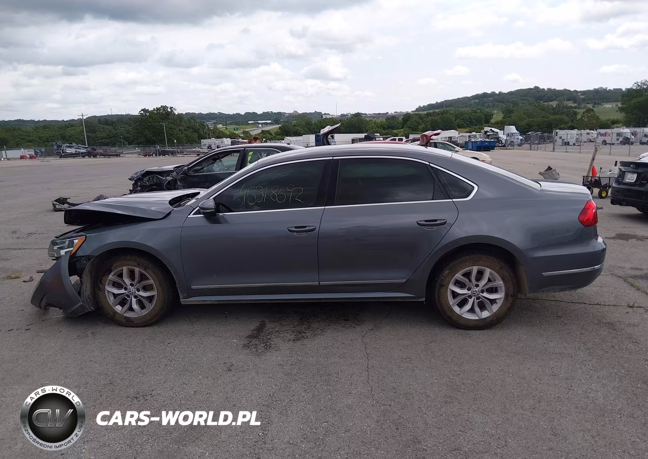 2016 Volkswagen Passat 1.8T S VIN:1VWAS7A3XGC054184 - 14