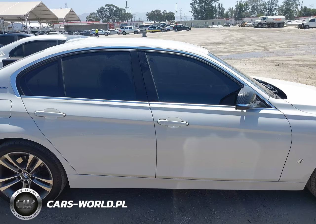 2017 BMW 330E Iperformance VIN:WBA8E1C32HA159119 - 13