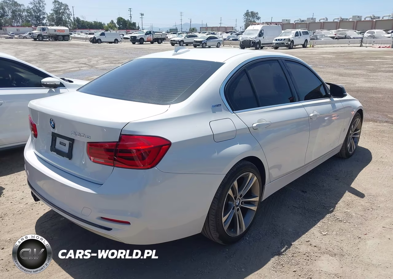 2017 BMW 330E Iperformance VIN:WBA8E1C32HA159119 - 4