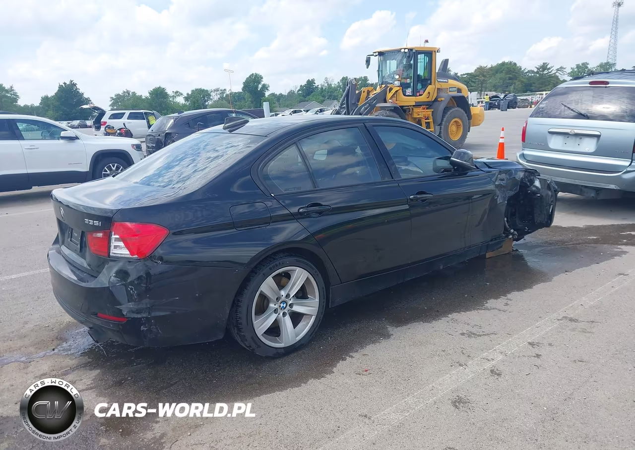 2015 BMW 335I xDrive VIN:WBA3B9C58FF588848 - 4