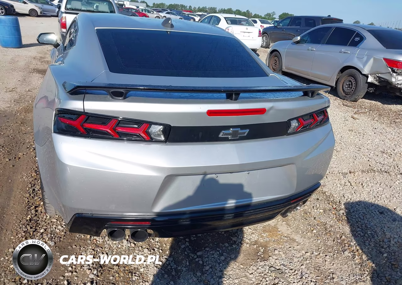 2018 Chevrolet Camaro 1Ss VIN:1G1FF1R79J0101384 - 17