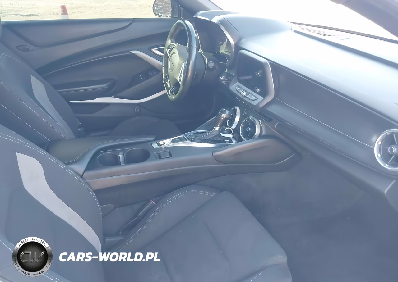 2018 Chevrolet Camaro 1Ss VIN:1G1FF1R79J0101384 - 5