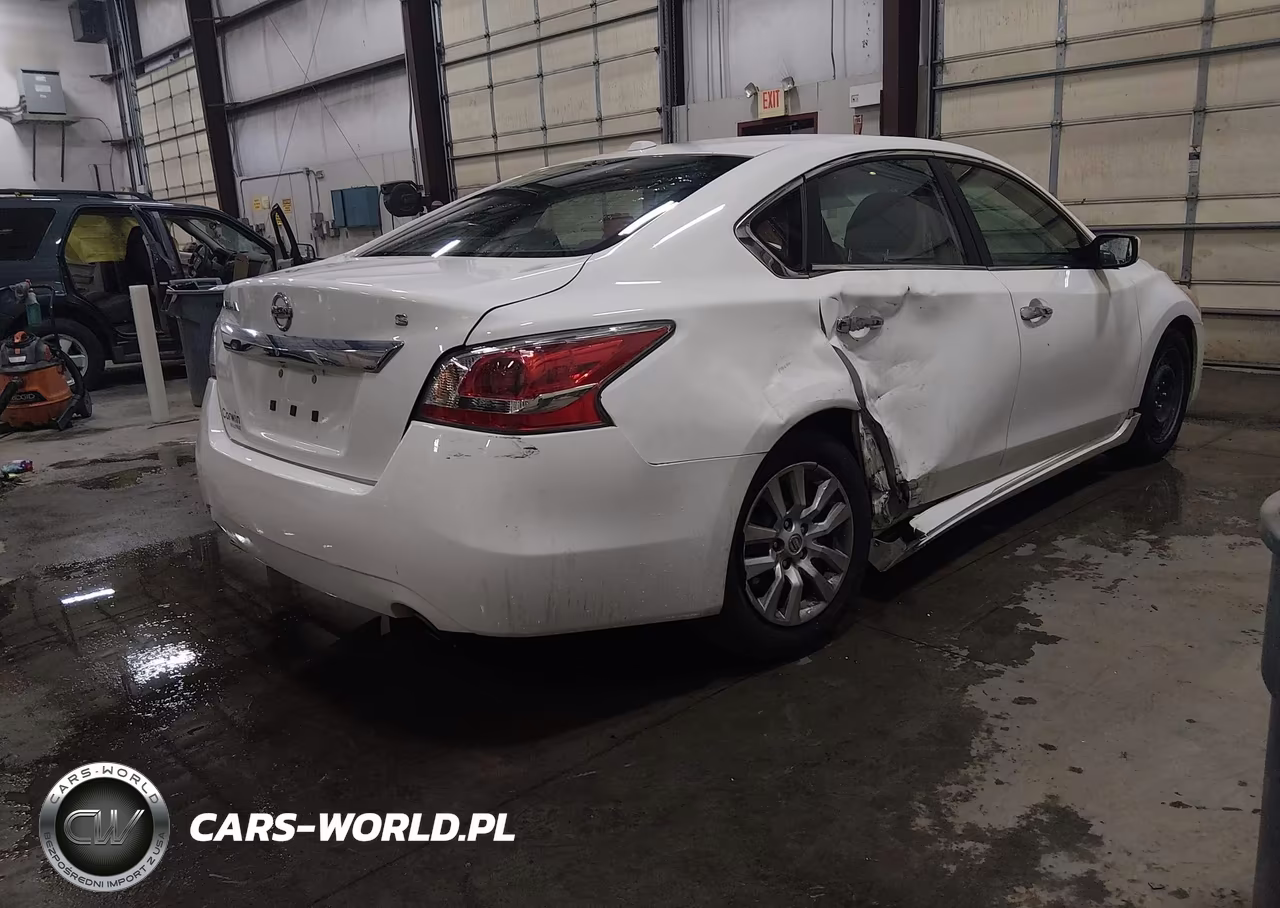 2015 Nissan Altima 2.5-2.5 S-2.5 Sl-2.5 Sv VIN:1N4AL3AP6FN886657 - 4