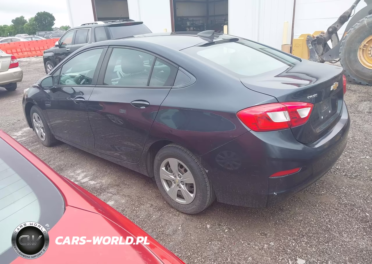 2016 Chevrolet Cruze Ls Auto VIN:1G1BC5SM5G7288217 - 3