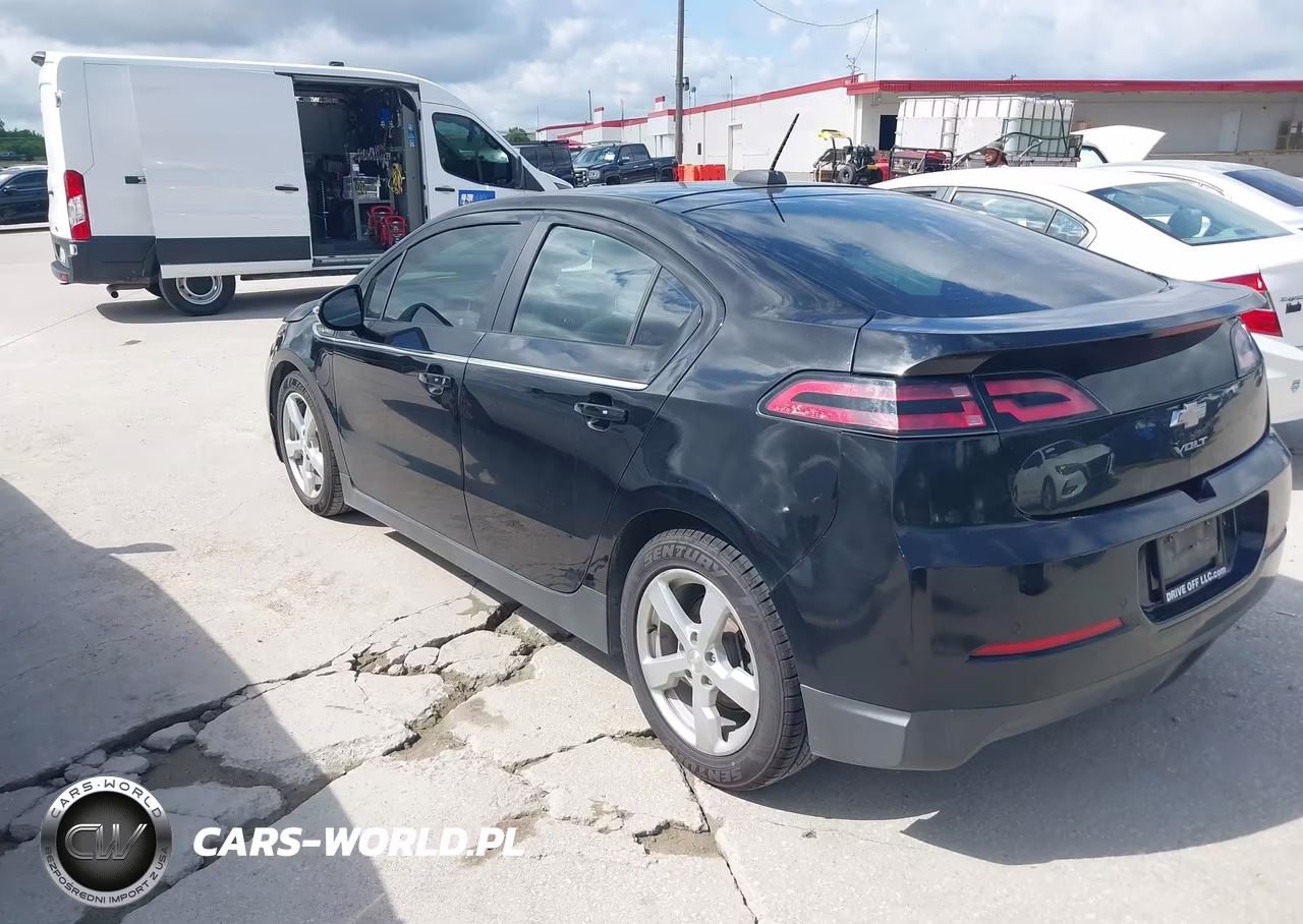 2015 Chevrolet Volt VIN:1G1RA6E43FU130996 - 3
