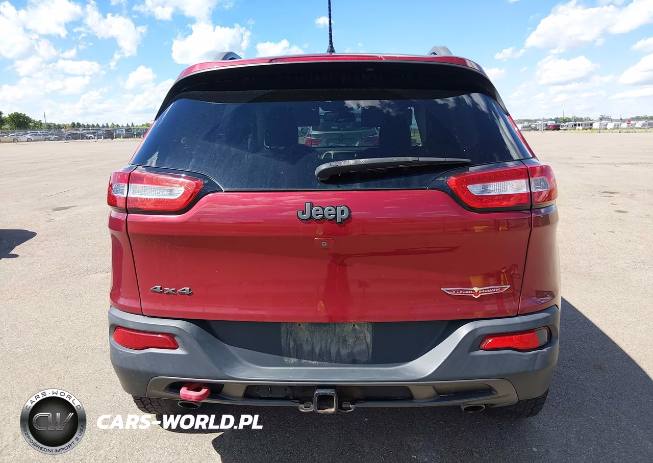 2015 Jeep Cherokee Trailhawk VIN:1C4PJMBS9FW582168 - 16