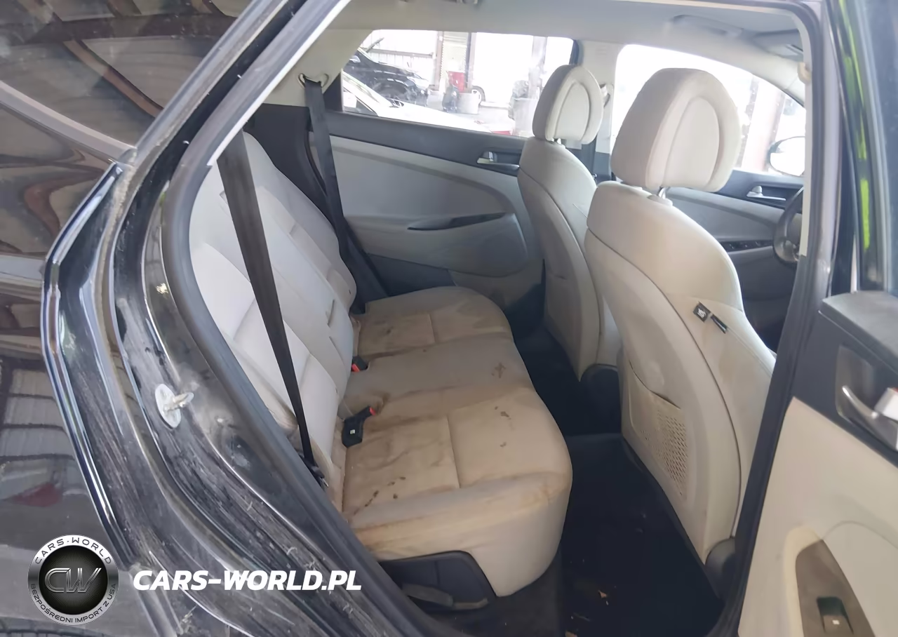 2017 Hyundai Tucson Se VIN:KM8J23A47HU565699 - 8