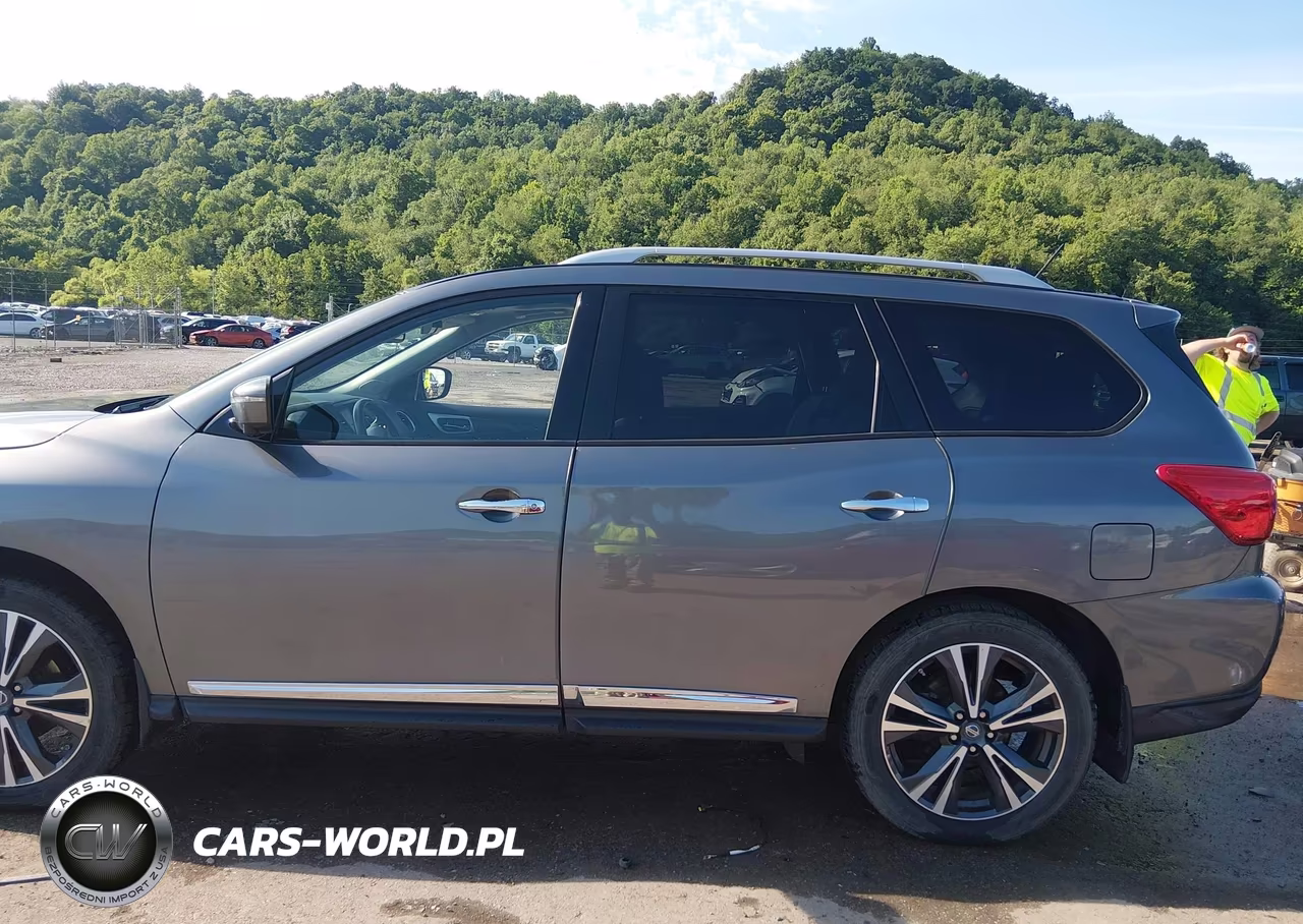 2018 Nissan Pathfinder Platinum VIN:5N1DR2MM9JC643779 - 15
