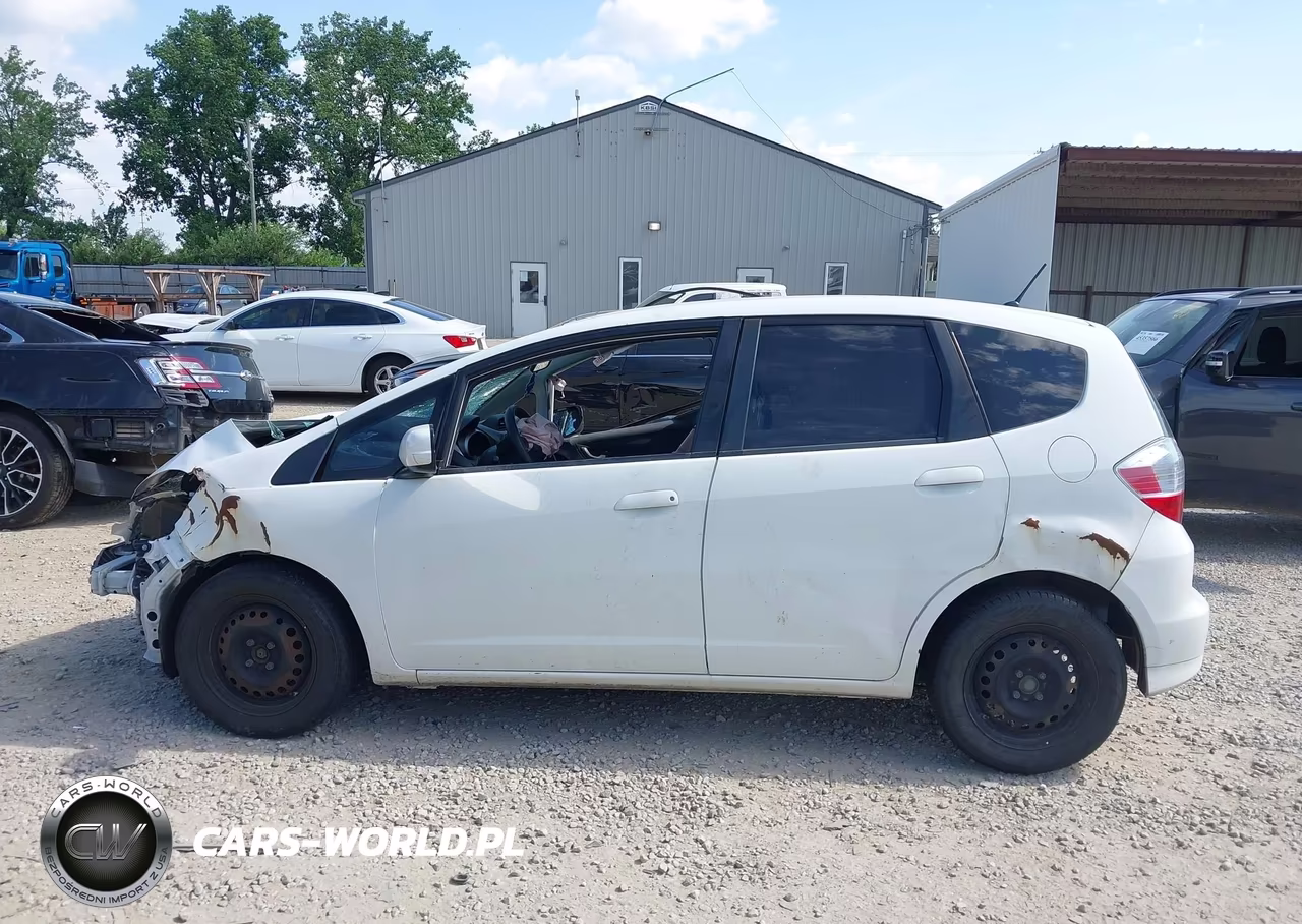 2012 Honda Fit VIN:JHMGE8H36CC037066 - 15