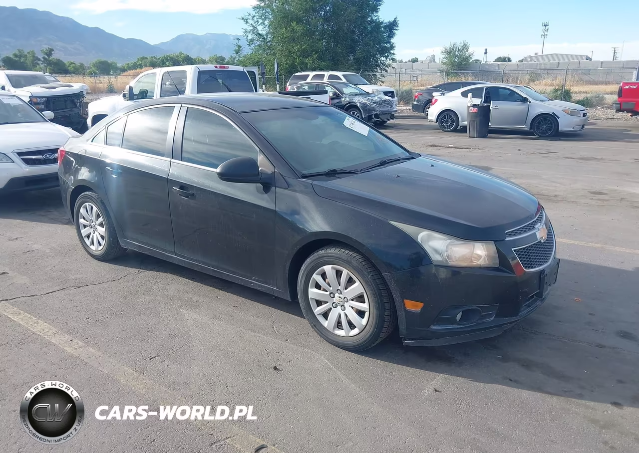 2011 Chevrolet Cruze Ls – zdjęcie 1 z 11