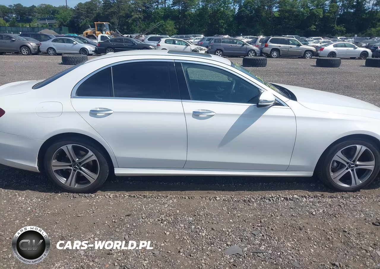 2018 Mercedes-Benz E 300 VIN:WDDZF4JB4JA339553 - 13