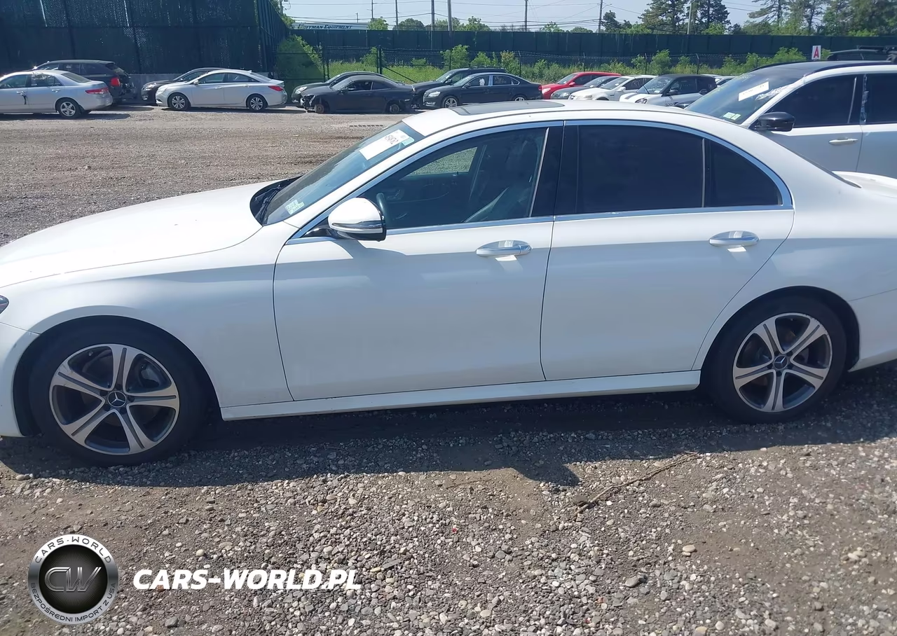 2018 Mercedes-Benz E 300 VIN:WDDZF4JB4JA339553 - 14