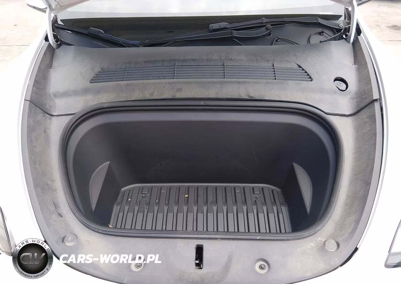 2022 Tesla Model Y Long Range Dual Motor All-Wheel Drive VIN:7SAYGDEE7NA010950 - 10