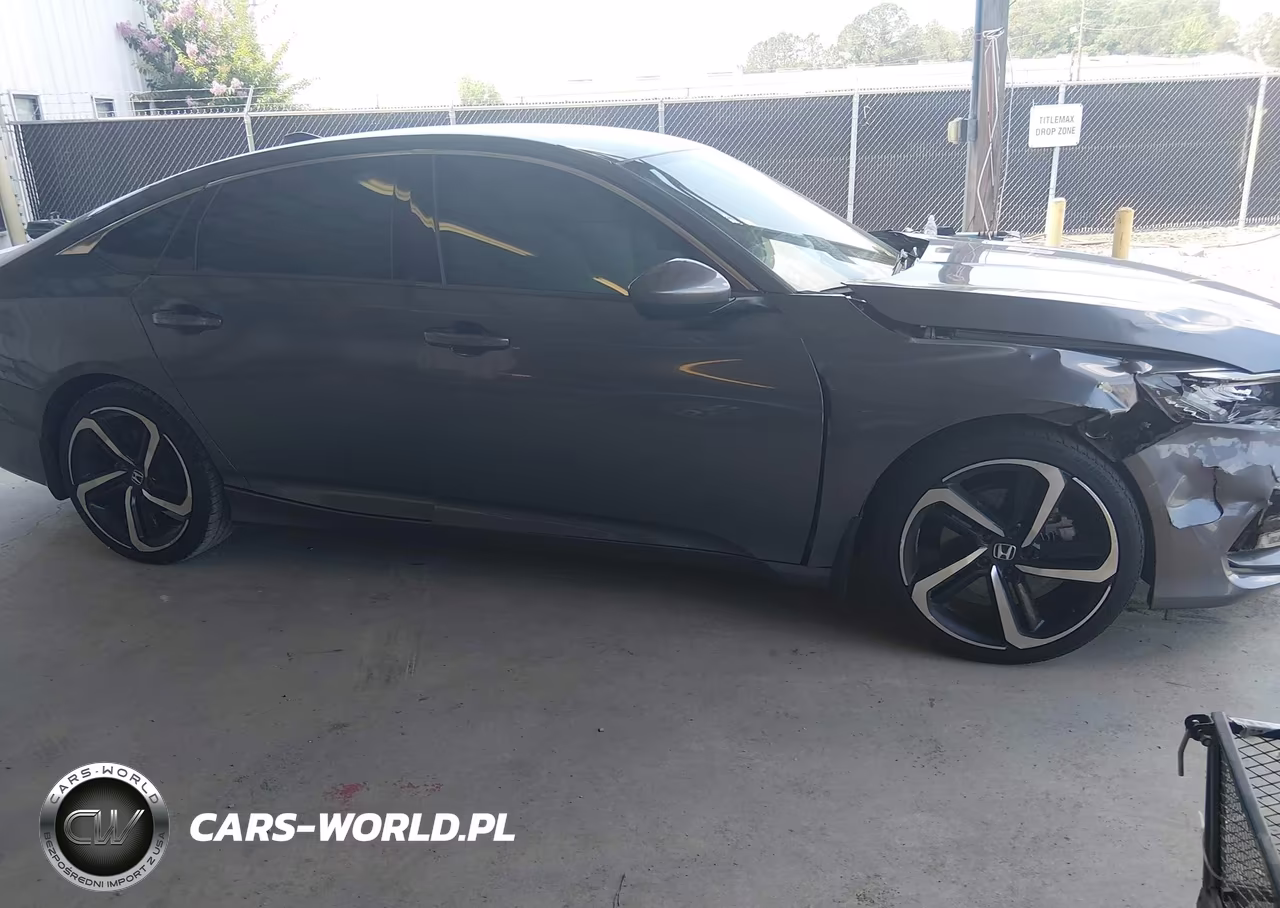 2018 Honda Accord Sport VIN:1HGCV1F37JA132434 - 13