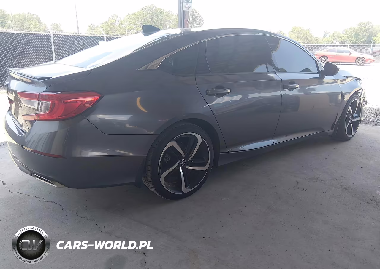 2018 Honda Accord Sport VIN:1HGCV1F37JA132434 - 4