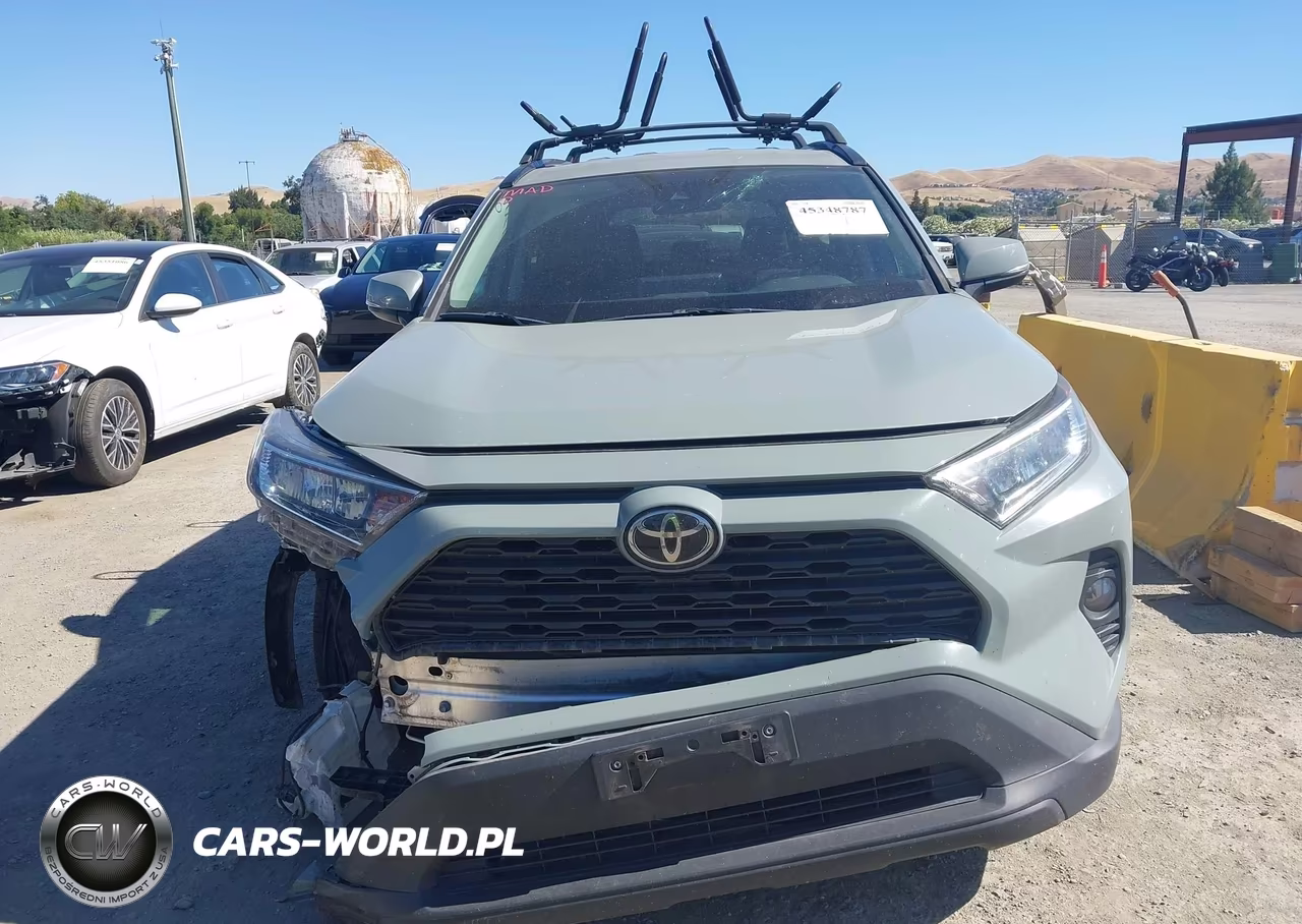 2020 Toyota Rav4 Xle VIN:2T3P1RFV2LC098985 - 12