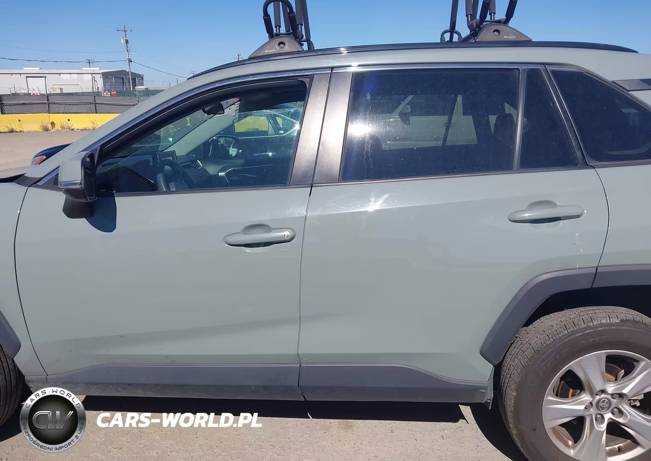 2020 Toyota Rav4 Xle VIN:2T3P1RFV2LC098985 - 14