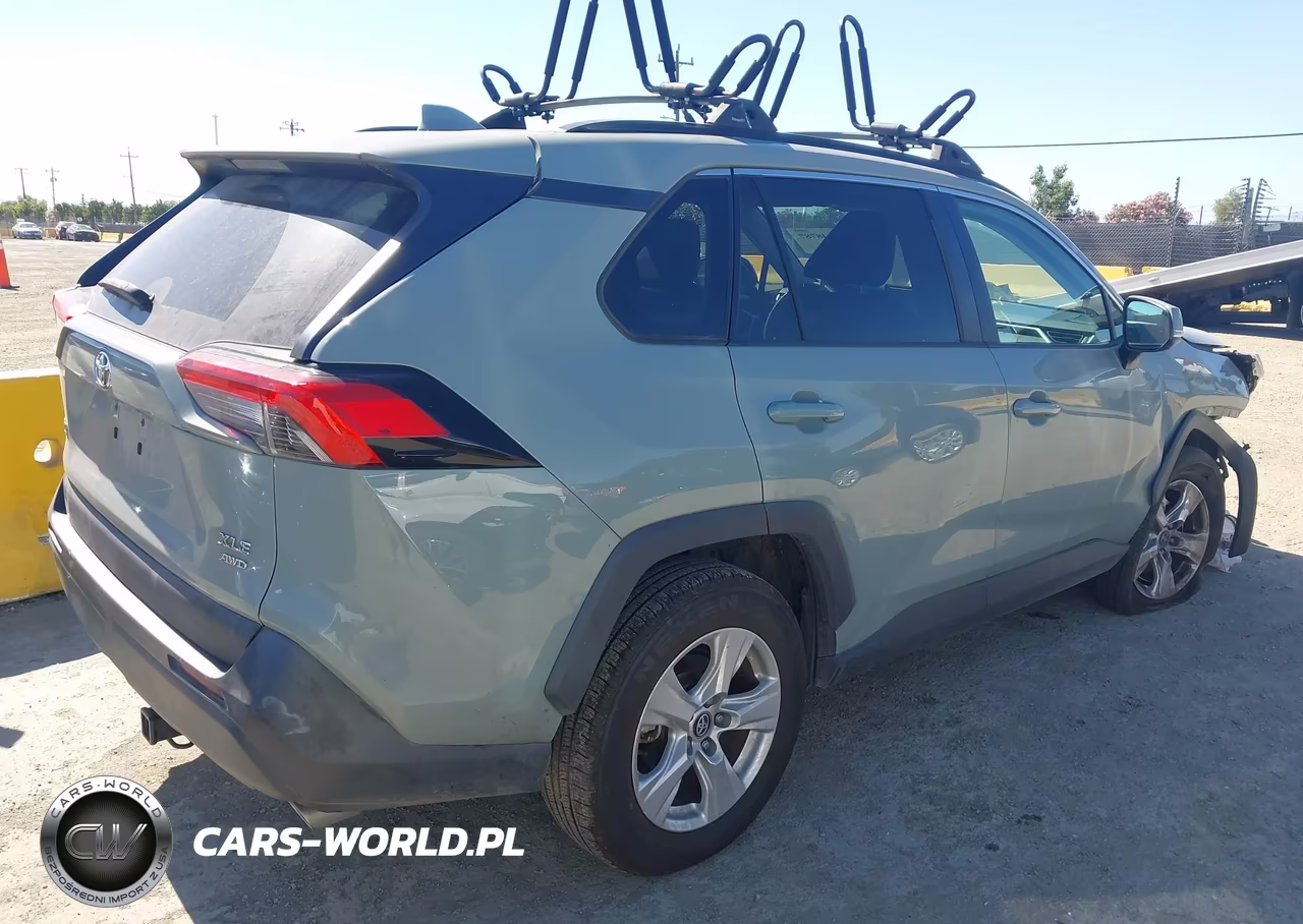 2020 Toyota Rav4 Xle VIN:2T3P1RFV2LC098985 - 4
