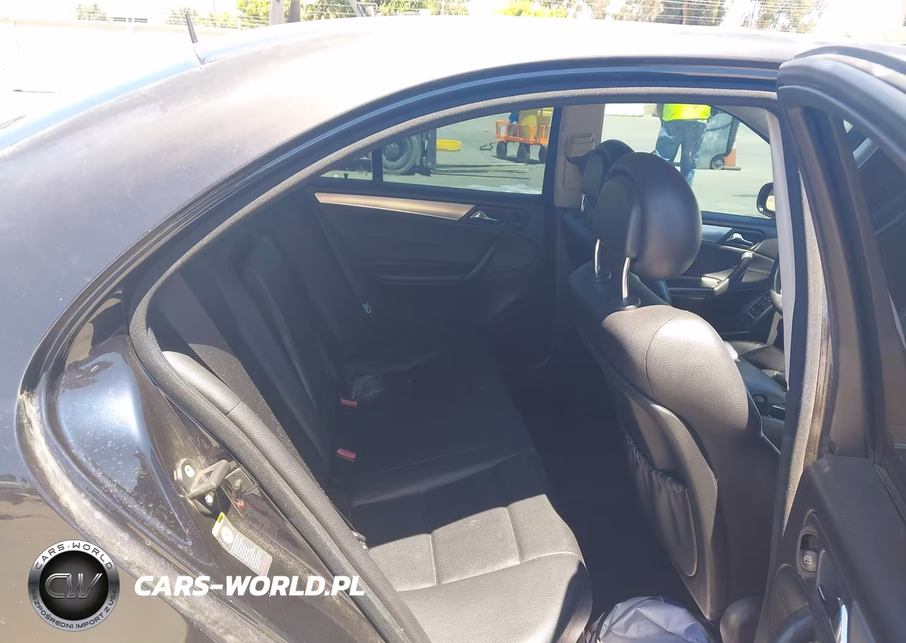 2005 Mercedes-Benz C 230 Kompressor Sport VIN:WDBRF40J25A750070 - 8